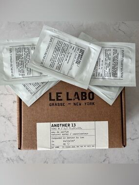 Le Labo 7 Samples & box